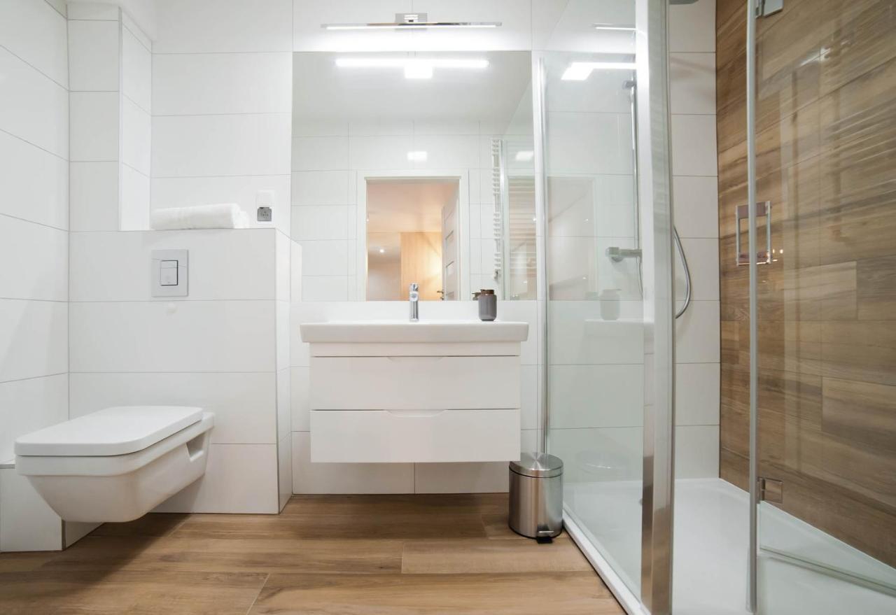 Apartment Porty B103 Nadmorskie Tarasy Pool Sauna Parking