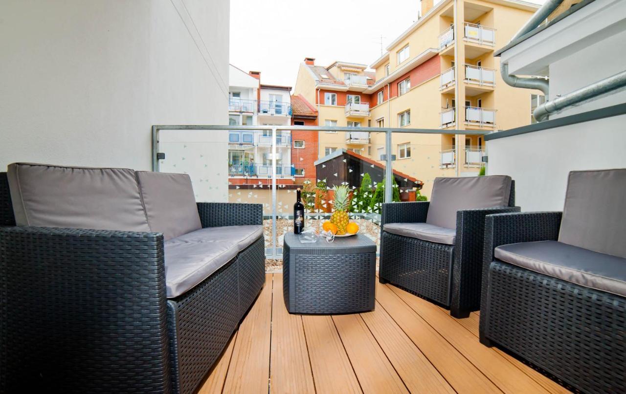 Porty B103 Nadmorskie Tarasy Pool Sauna Parking