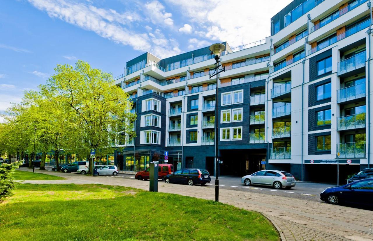 Porty B103 Nadmorskie Tarasy Pool Sauna Parking Kolobrzeg